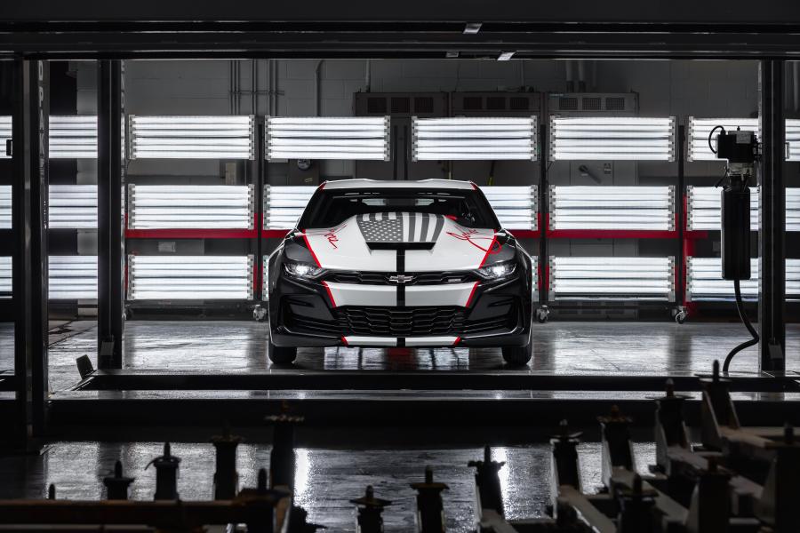  Chevrolet COPO Camaro John Force Edition 2019 года  (фото 5 из 7)